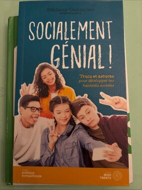 Socialement Génial! French Social Skills Book - Teal & Orange Cover